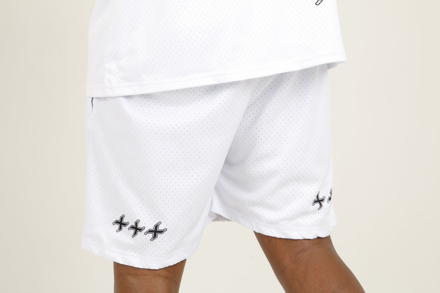 ESSENCE COLLECTION SHORTS (WHITE)